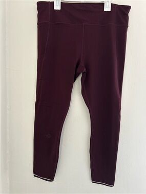 Athleta Run Free 7/8 Tight